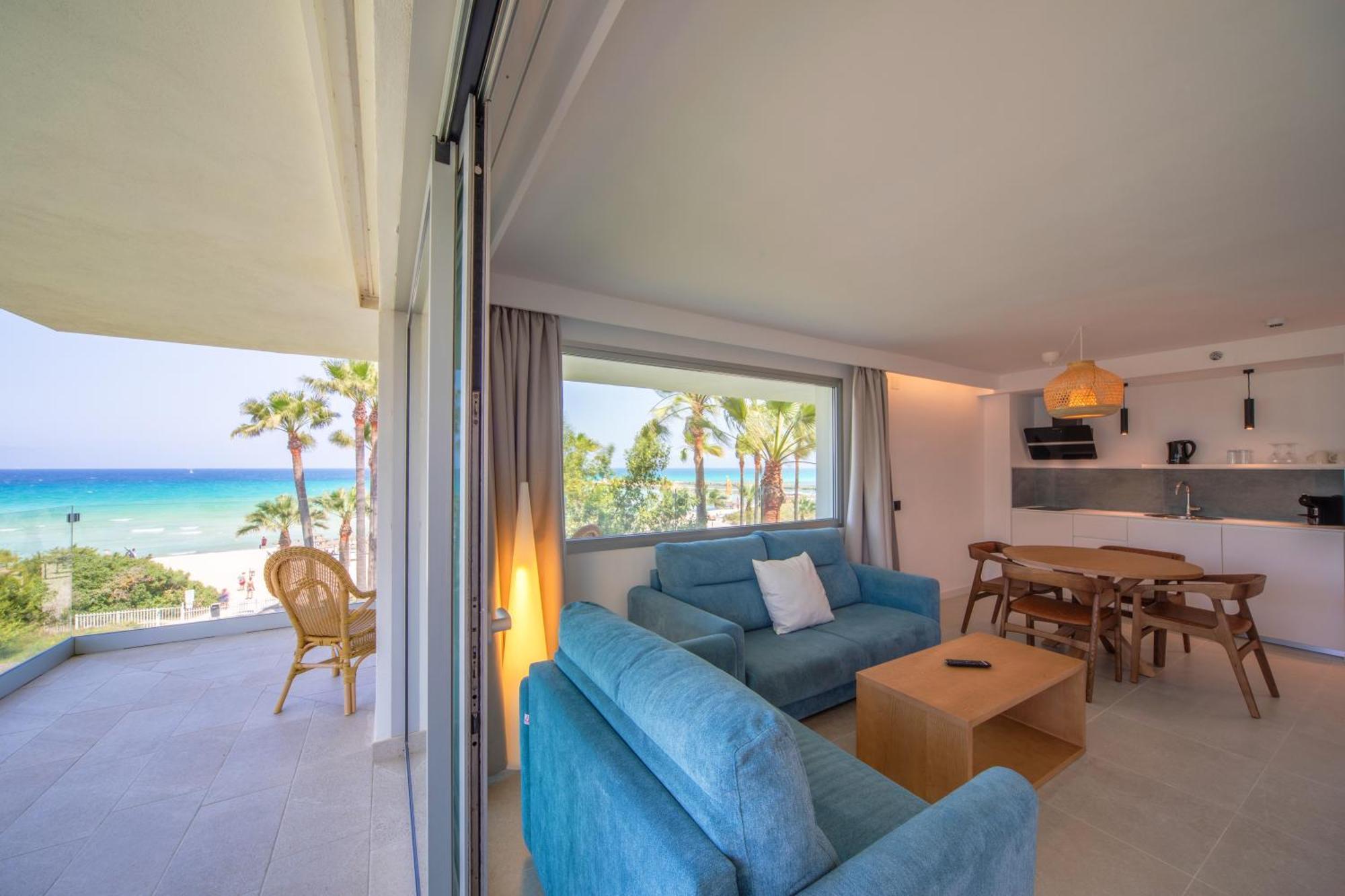 Apartamento con vistas frontales al mar